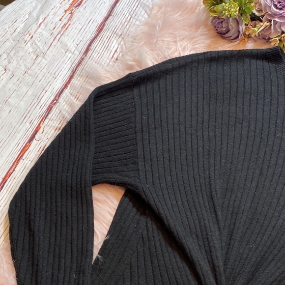 Something Navy Black Knot Detail Long Sleeve Pullover - Picture 3 of 11